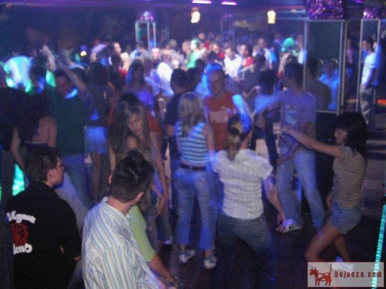 bujacze.com_arkadia_15_07_2006_75.jpg