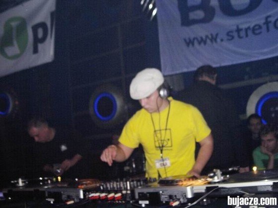 bujacze.com_8&9_12_2006_galeon_115.jpg