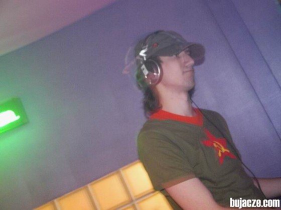 bujacze.com_15_12_2006_piano_12.jpg