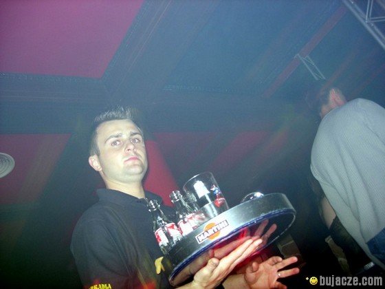 bujacze_com_09_04_07_arkadia_115.jpg