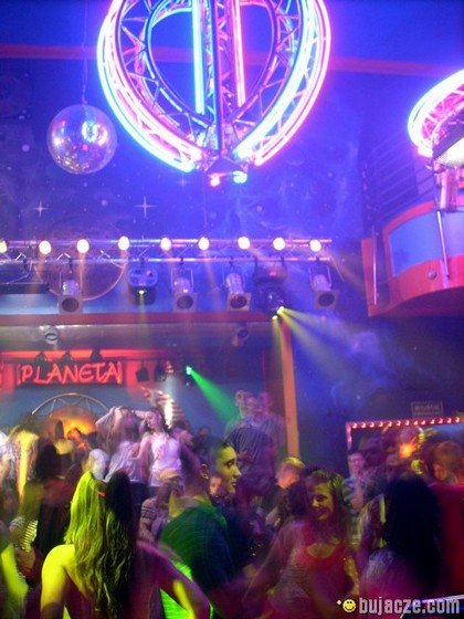 bujacze_com_20_04_07_planeta_2.jpg