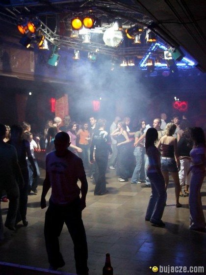 bujacze_com_31_05_07_arkadia_54.jpg