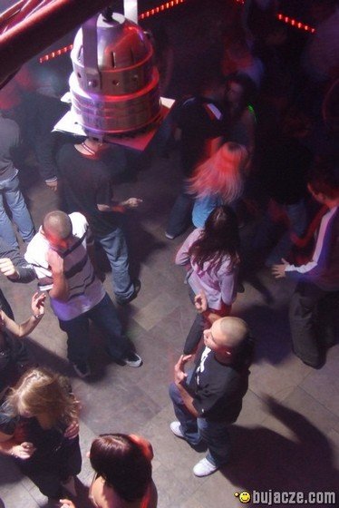 bujacze_com_20_10_2007_arkadia_klub_6.jpg
