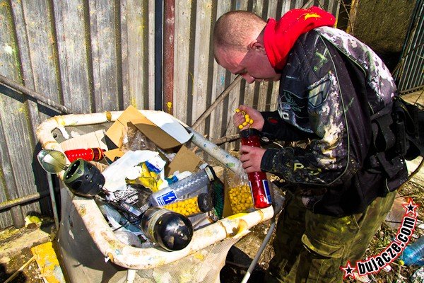 bujacze_com_2011_04_03_paintball-44.jpg