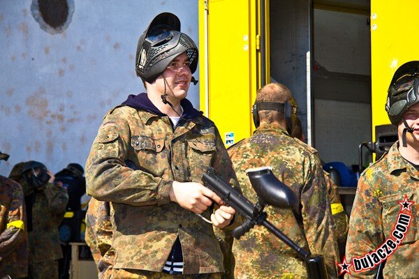 bujacze_com_2011_04_03_paintball-59.jpg