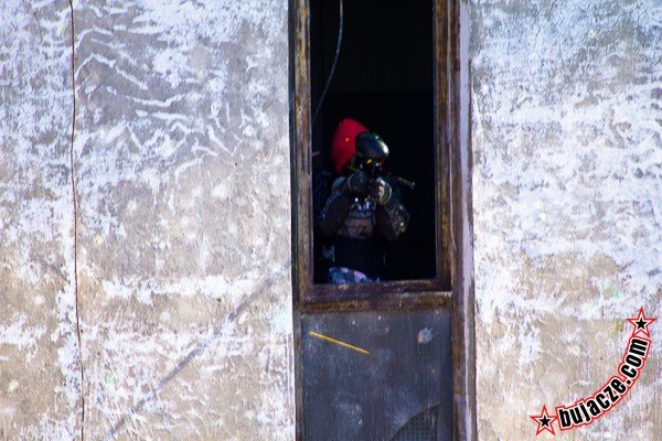 bujacze_com_2011_04_03_paintball-70.jpg
